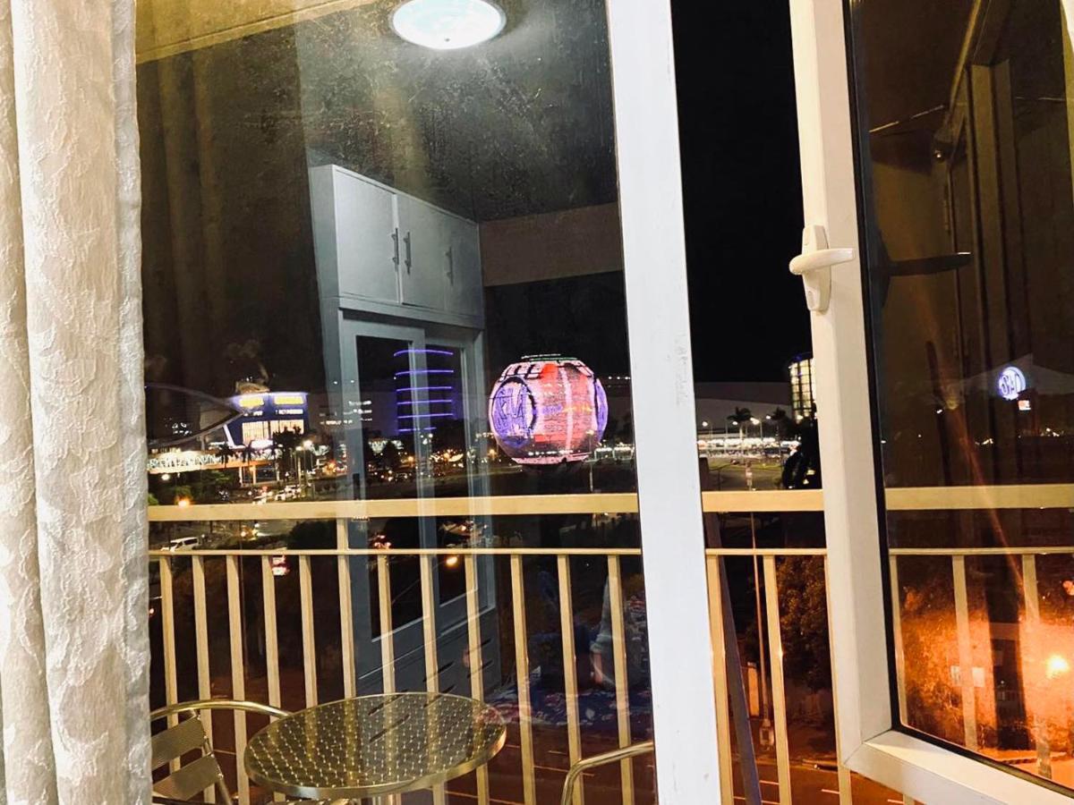 باساي Sea 2-Br Unit With Free Parking Near Mall Of Asia المظهر الخارجي الصورة