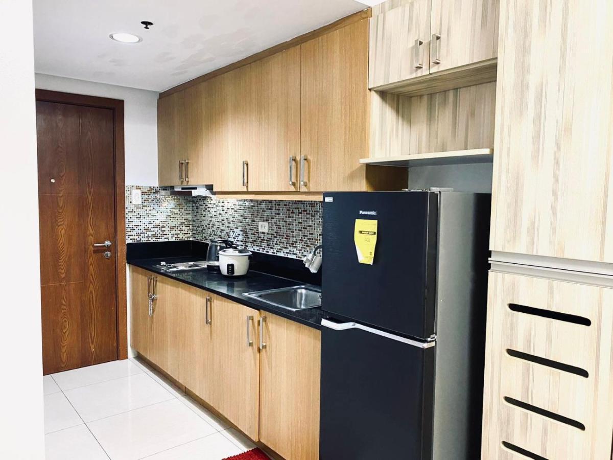 باساي Sea 2-Br Unit With Free Parking Near Mall Of Asia المظهر الخارجي الصورة