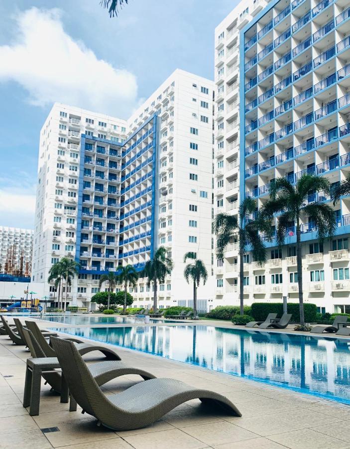 باساي Sea 2-Br Unit With Free Parking Near Mall Of Asia المظهر الخارجي الصورة