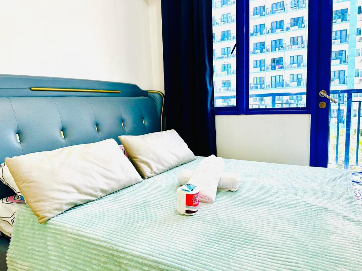 باساي Sea 2-Br Unit With Free Parking Near Mall Of Asia المظهر الخارجي الصورة