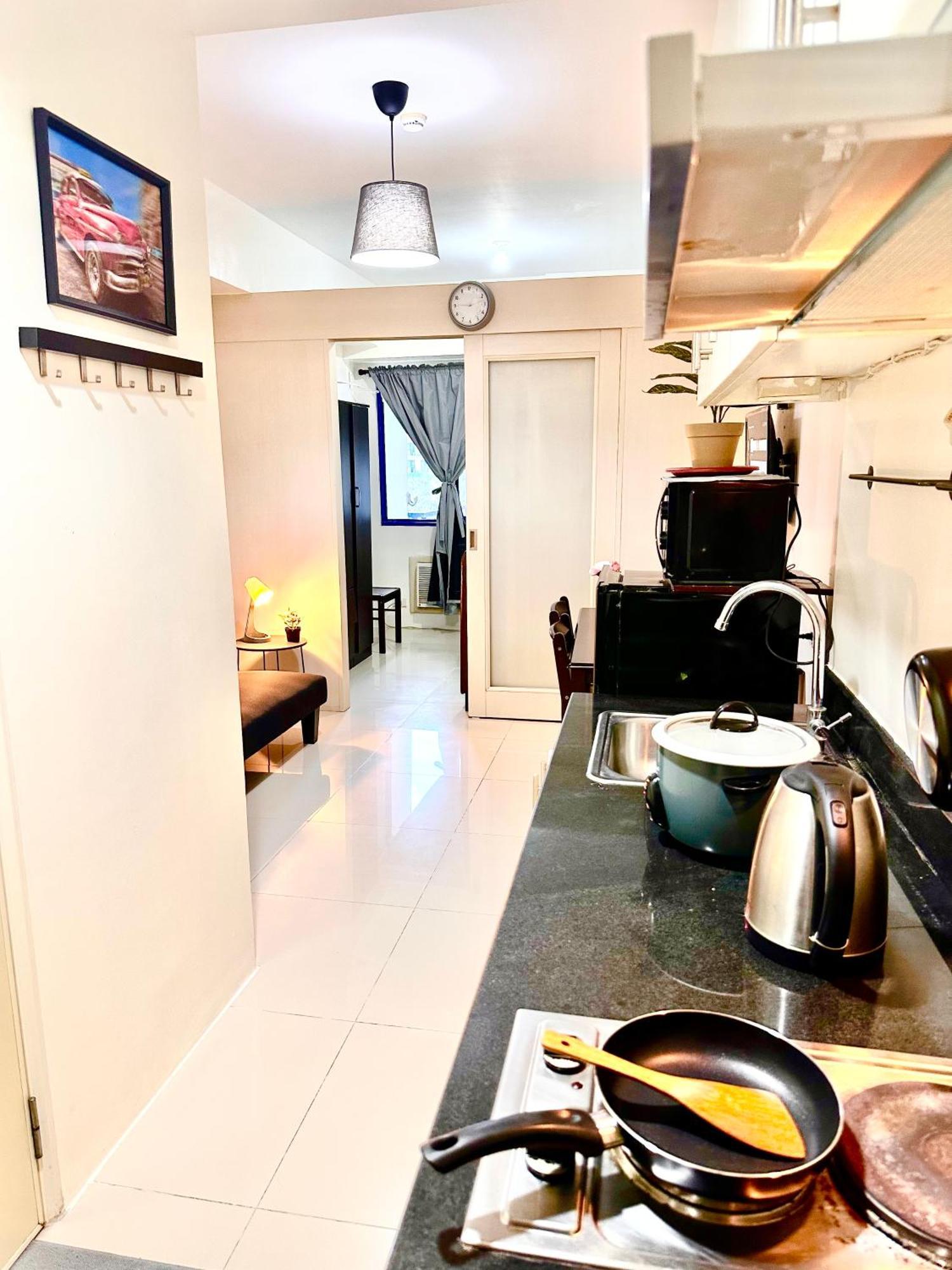 باساي Sea 2-Br Unit With Free Parking Near Mall Of Asia المظهر الخارجي الصورة